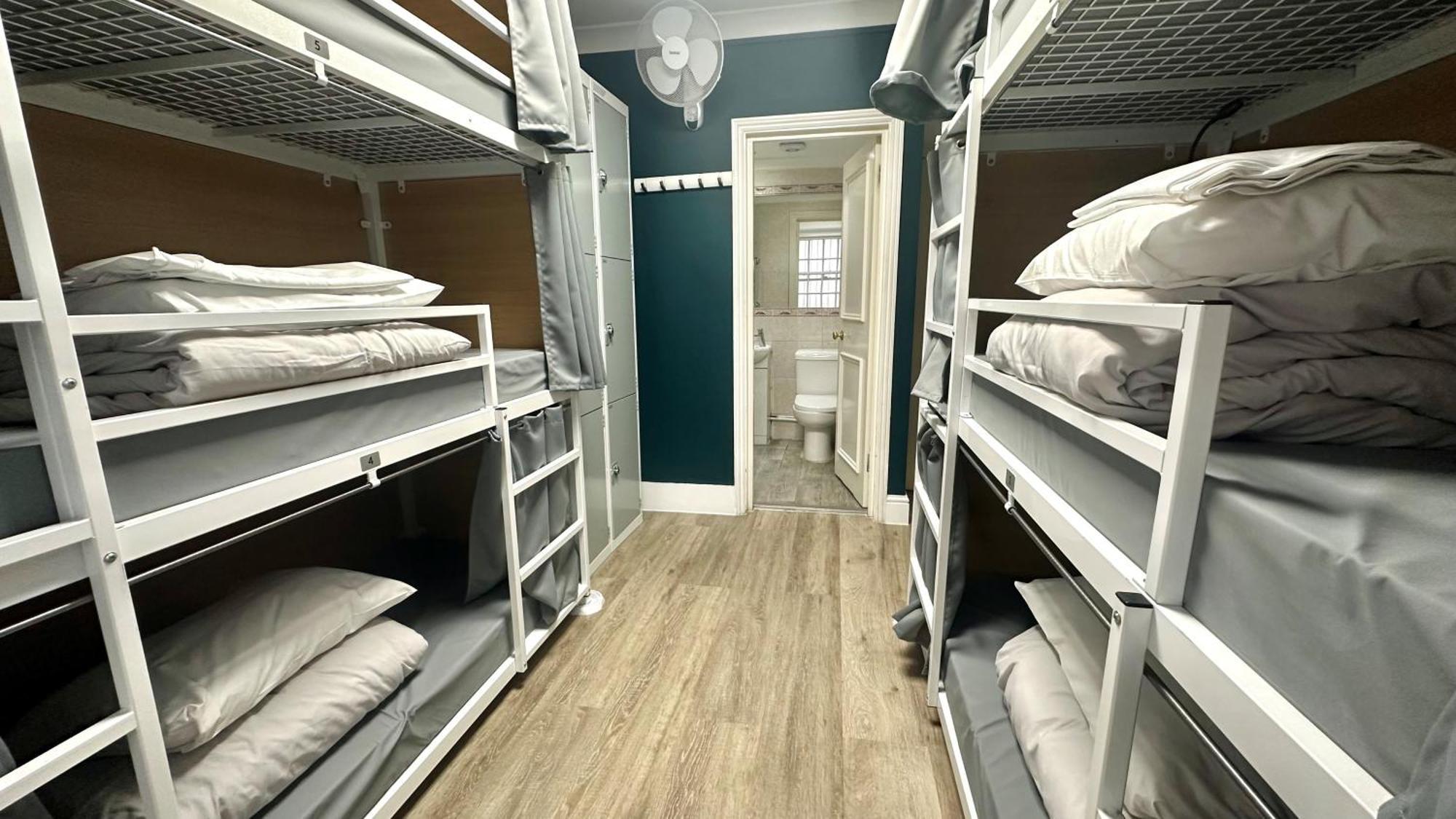 Хостел Smart Hyde Park View Лондон