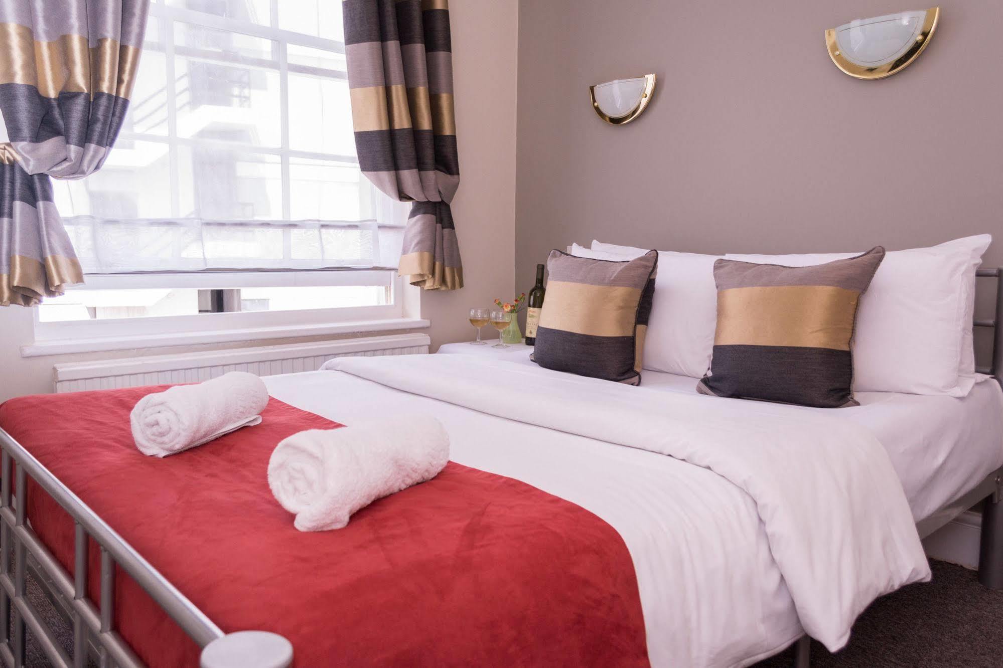 Хостел Smart Hyde Park View