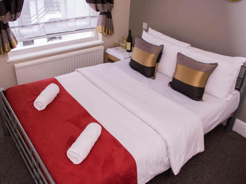 Smart Hyde Park View Хостел Лондон